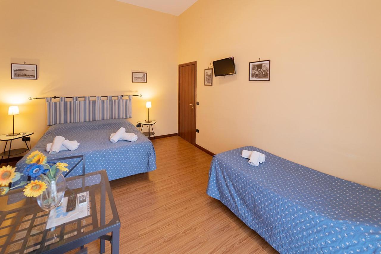 Medina H. Napoli Centro, By Clapa Group Hotel Bagian luar foto