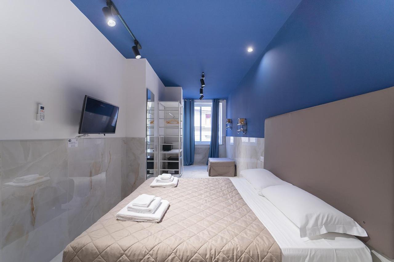 Medina H. Napoli Centro, By Clapa Group Hotel Bagian luar foto