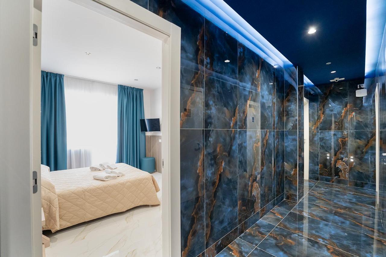 Medina H. Napoli Centro, By Clapa Group Hotel Bagian luar foto