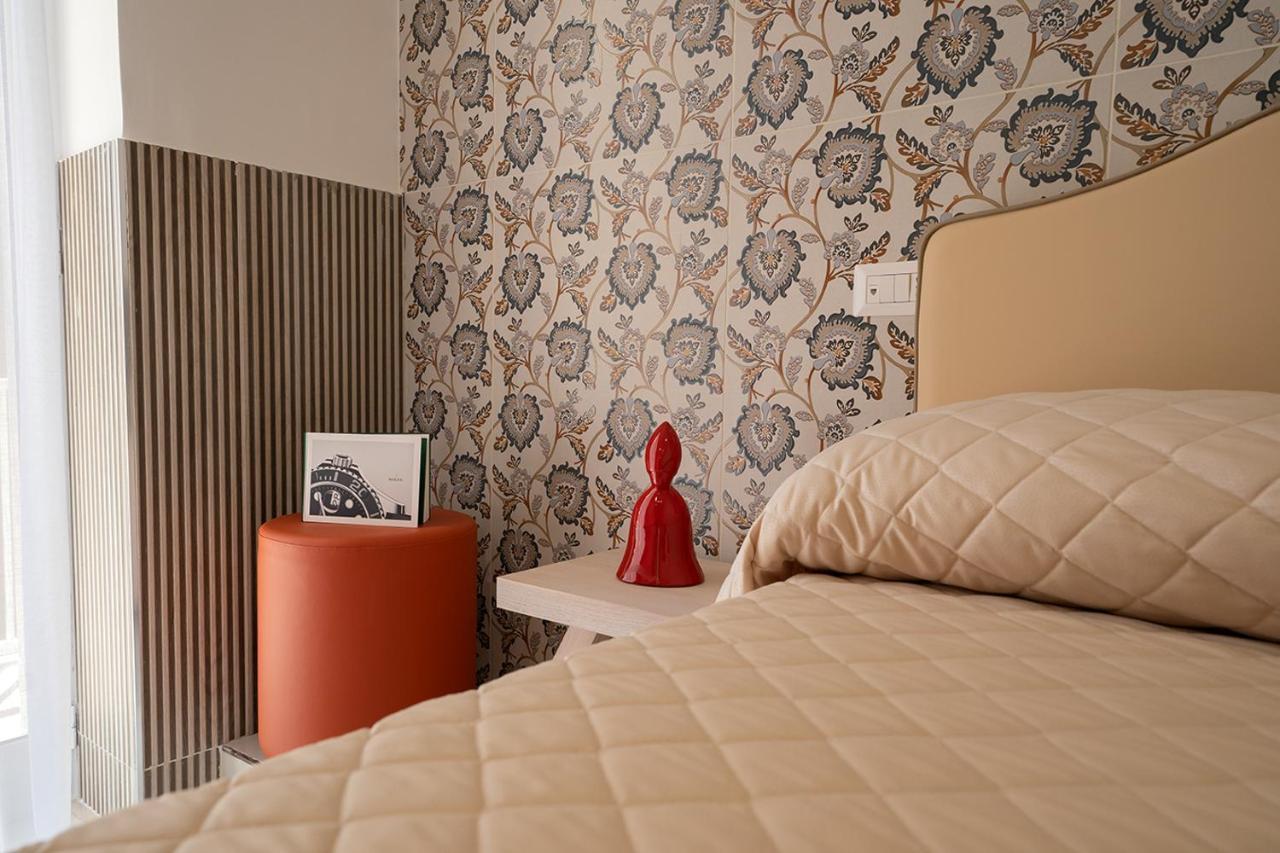 Medina H. Napoli Centro, By Clapa Group Hotel Bagian luar foto