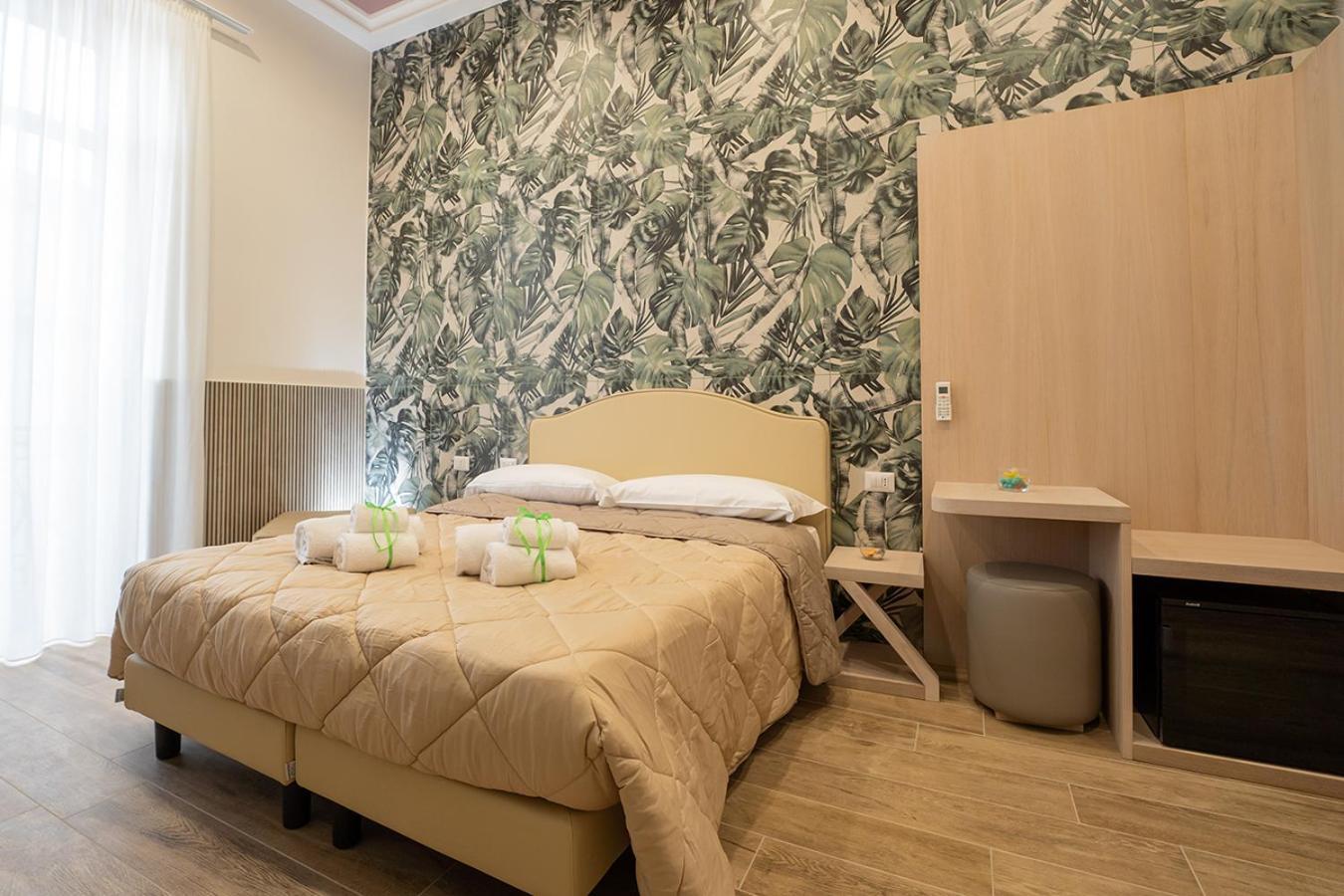 Medina H. Napoli Centro, By Clapa Group Hotel Bagian luar foto