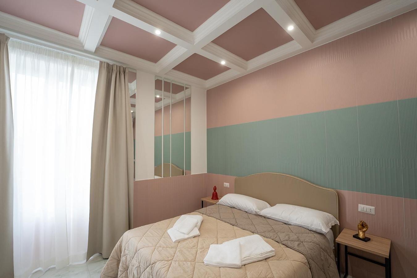 Medina H. Napoli Centro, By Clapa Group Hotel Bagian luar foto