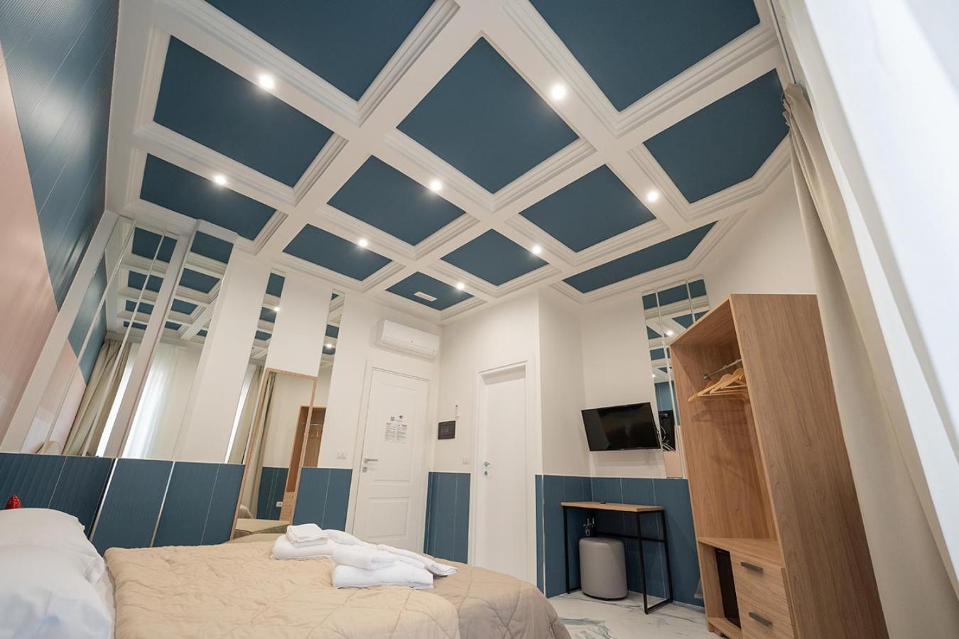 Medina H. Napoli Centro, By Clapa Group Hotel Bagian luar foto