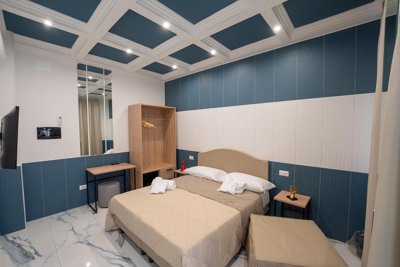 Medina H. Napoli Centro, By Clapa Group Hotel Bagian luar foto