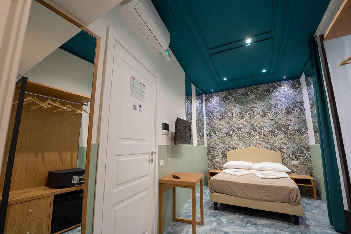 Medina H. Napoli Centro, By Clapa Group Hotel Bagian luar foto